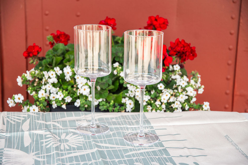 Viski- Laurel Square White Wine Glasses (set of 2)