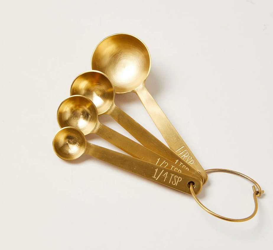 Gold measuring spoon