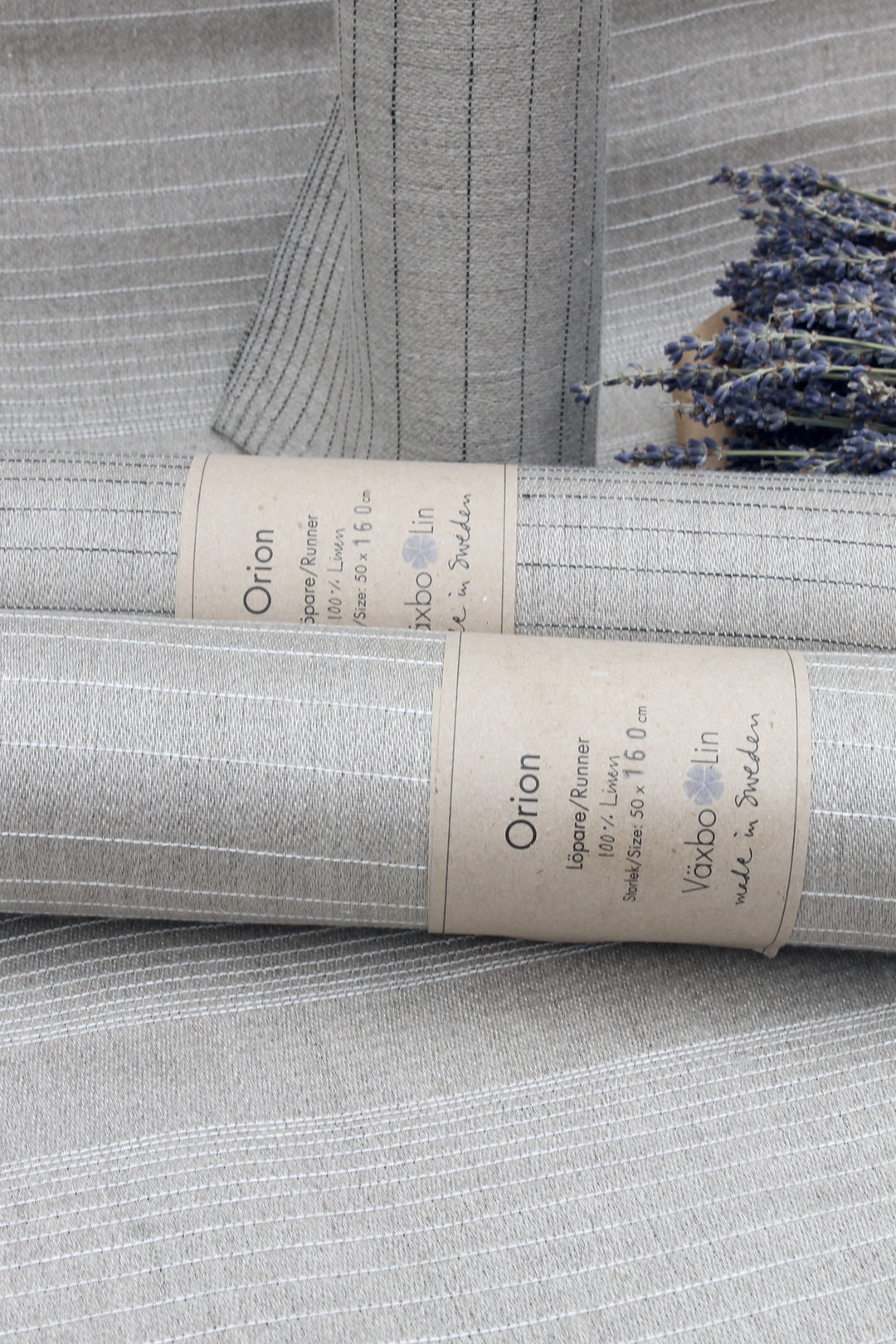 Vaxbo Lin- Orion Table Runner